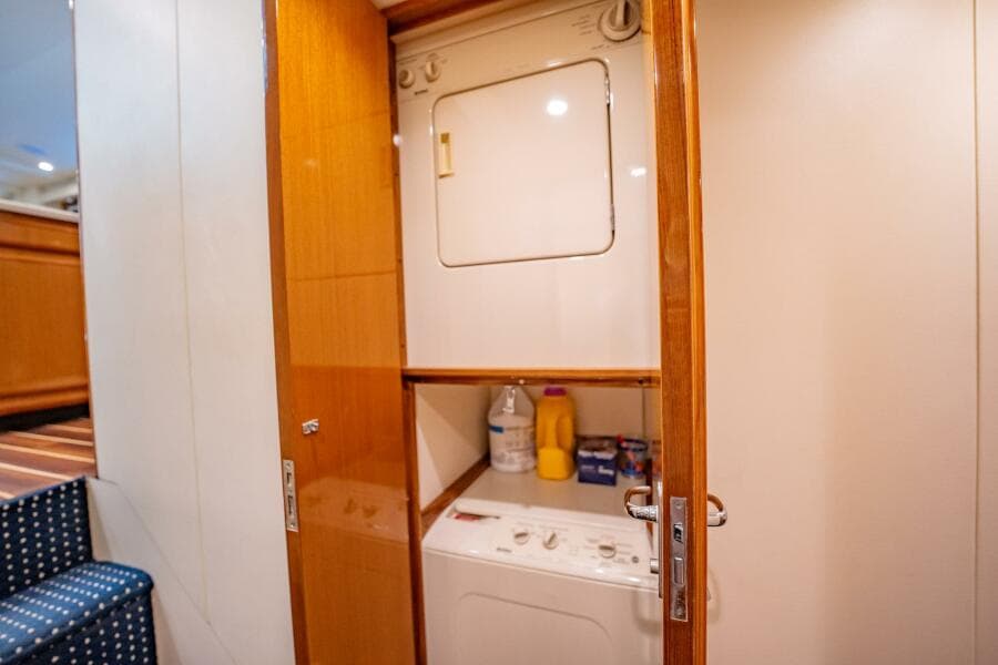 2000 Viking 60 Cockpit Sport Yacht