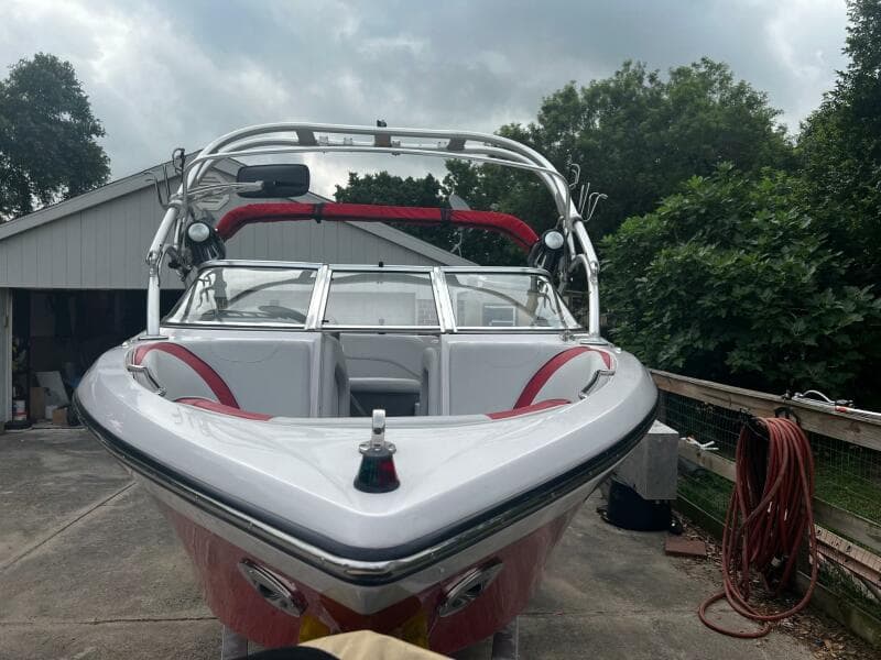 2005 Correct Craft Air Nautique 226