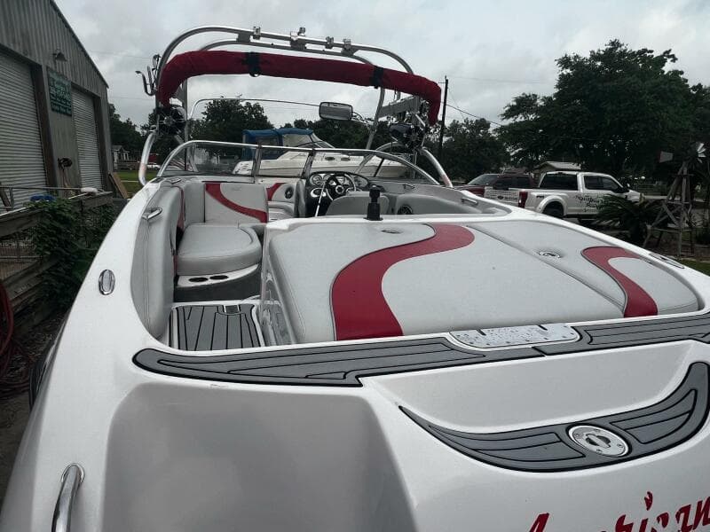 2005 Correct Craft Air Nautique 226
