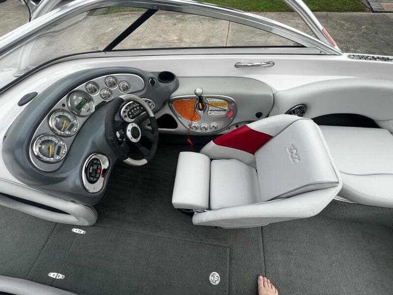 2005 Correct Craft Air Nautique 226