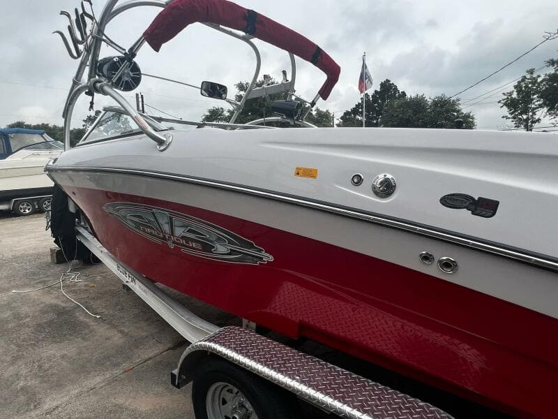 2005 Correct Craft Air Nautique 226
