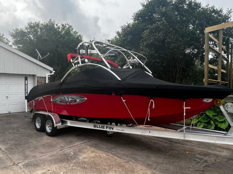 2005 Correct Craft Air Nautique 226