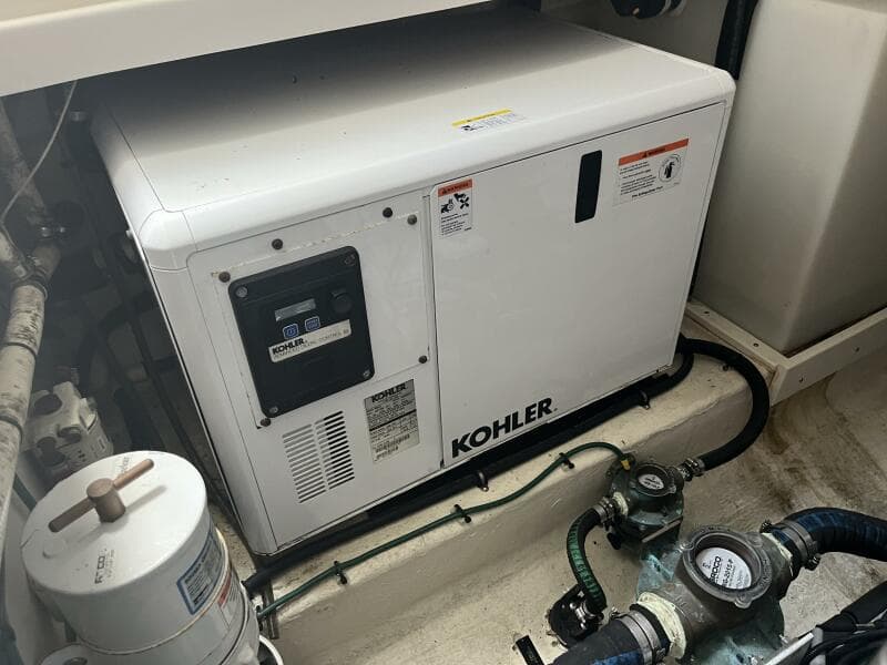 2013 Back Cove 34 - Generator
