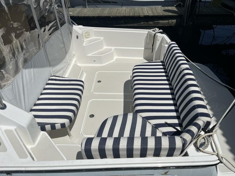2013 Back Cove 34 - Cockpit