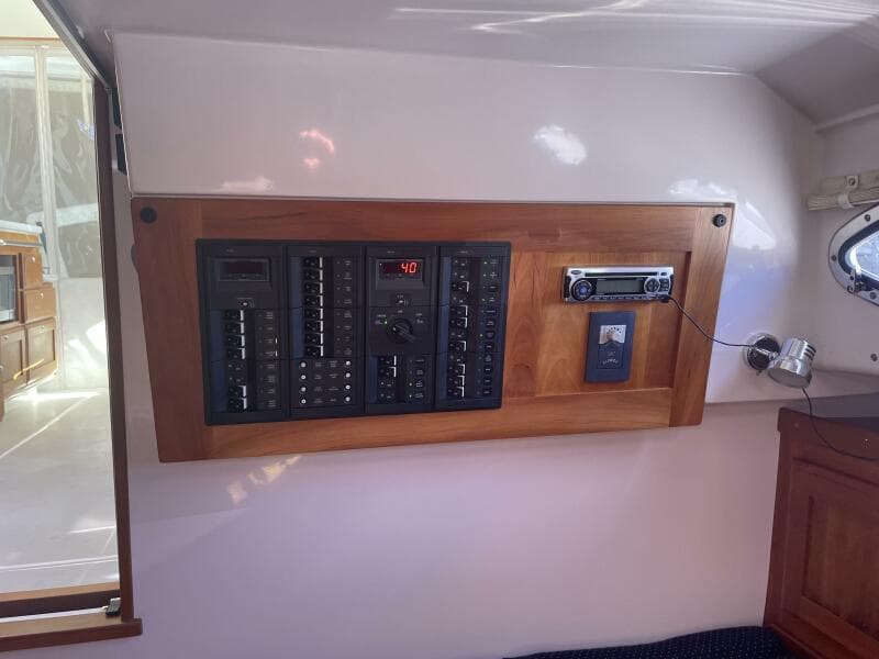 2013 Back Cove 34 - Electrical Panel