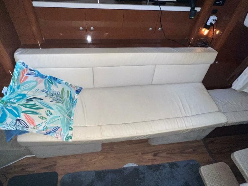 2008 Sea Ray 330 Sundancer