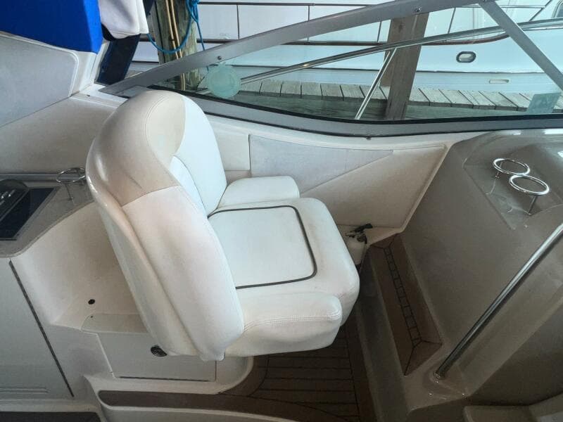 2008 Sea Ray 330 Sundancer