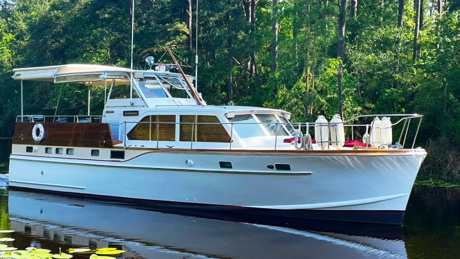 1962 Matthews 42 Double Cabin