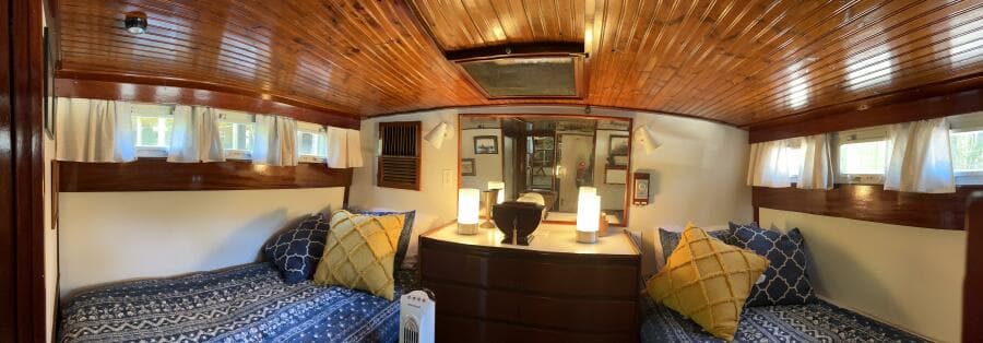1962 Matthews 42 Double Cabin
