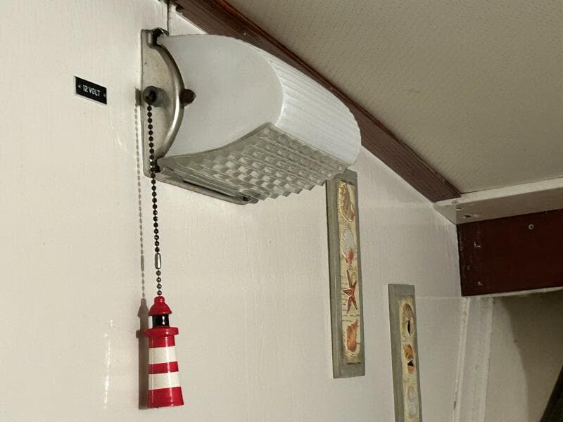 1962 Matthews 42 Double Cabin