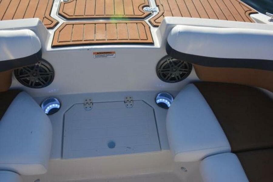 2025 Starcraft SVX 210 OB DC