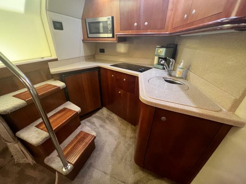 2007 Cruisers Yachts 340 Express