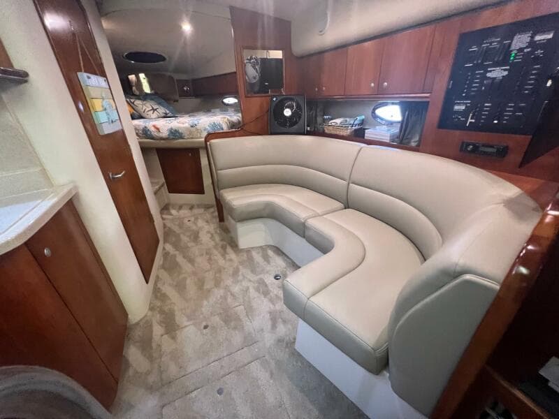 2007 Cruisers Yachts 340 Express