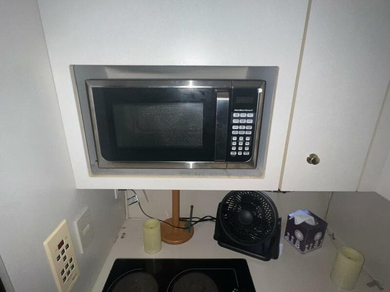 1997 Cruisers Yachts 3575