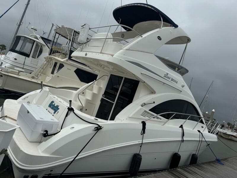 2007 Sea Ray Sedan Bridge