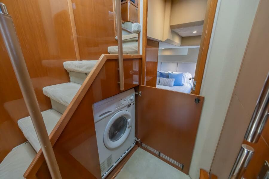 2008 Princess 58 Flybridge