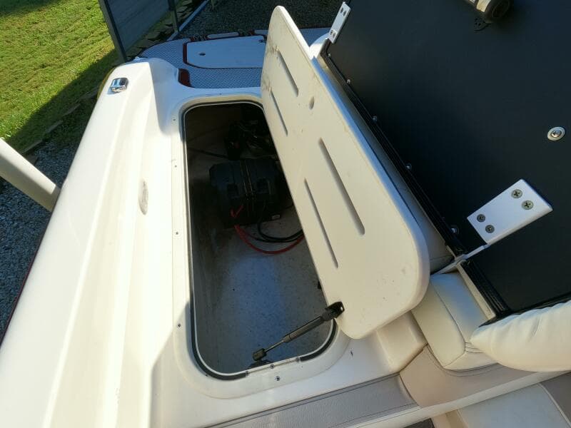 2008 Bryant 210 Bowrider