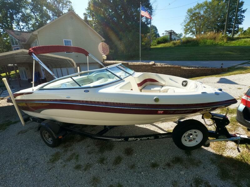 2008 Bryant 210 Bowrider