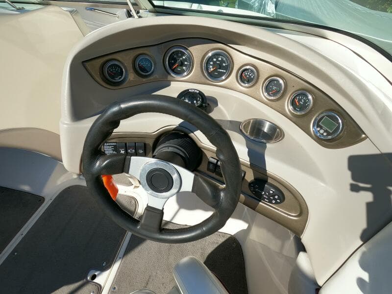 2008 Bryant 210 Bowrider