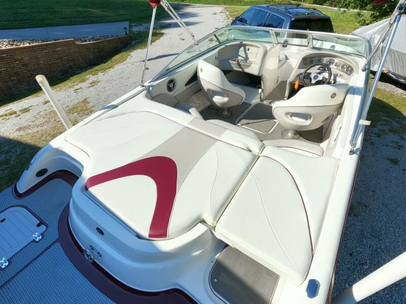 2008 Bryant 210 Bowrider