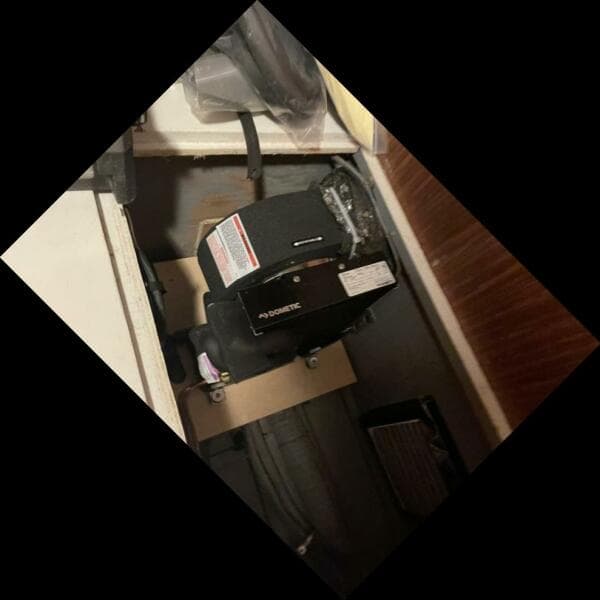 55311FB0 D9CA 4E18 BAD8 932C2B79598E