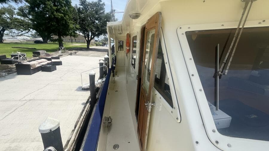 1986 Marine Trader Med Yacht 62 Yachtfish
