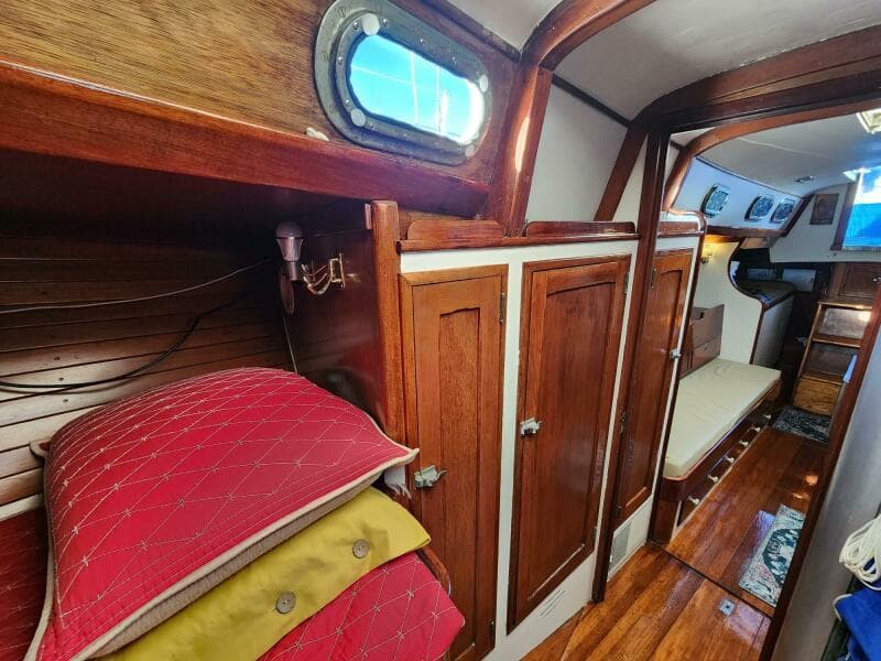 1961 Hinckley Bermuda 40