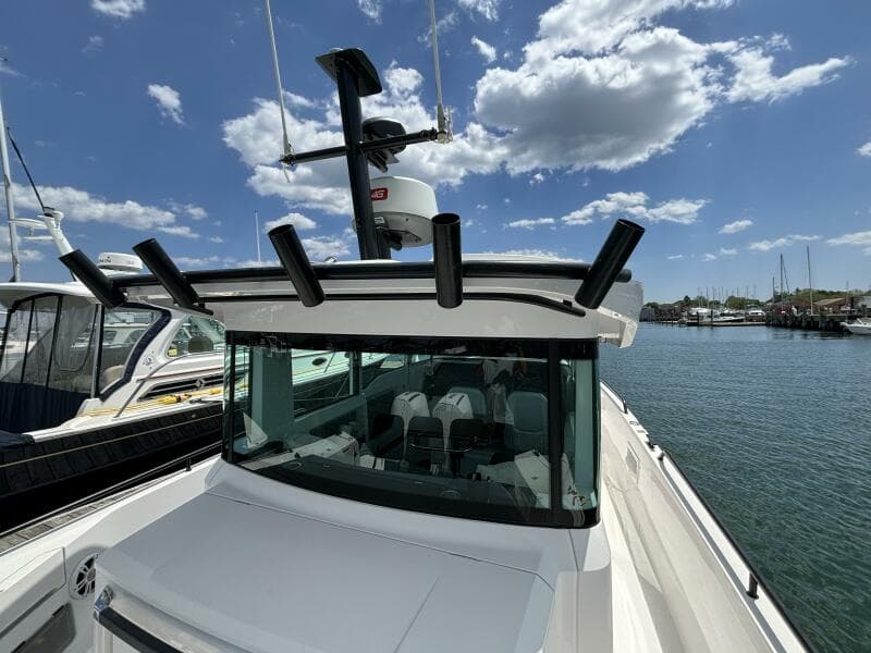 2020 Axopar 37 XC - Photo 3