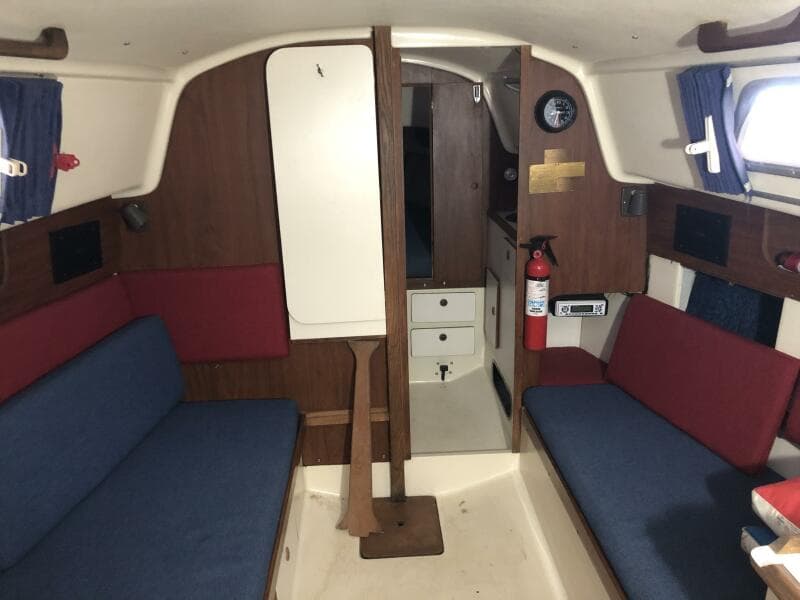 1977 Pearson 30 - Photo 20