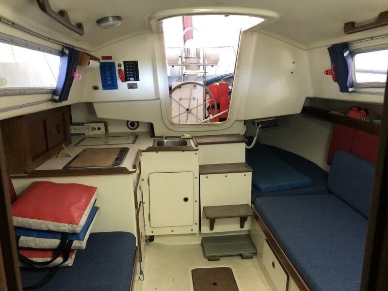 1977 Pearson 30 - Photo 18