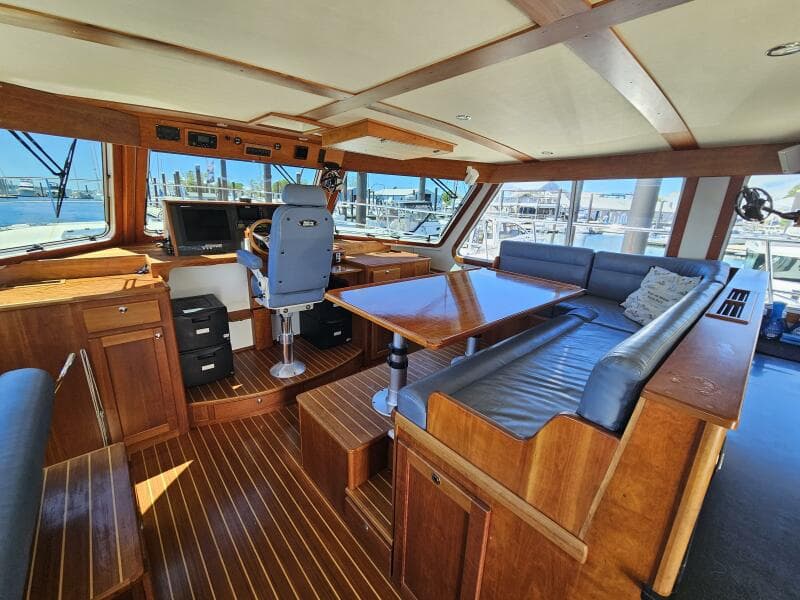 2012 Maine Cat Power Cat 47