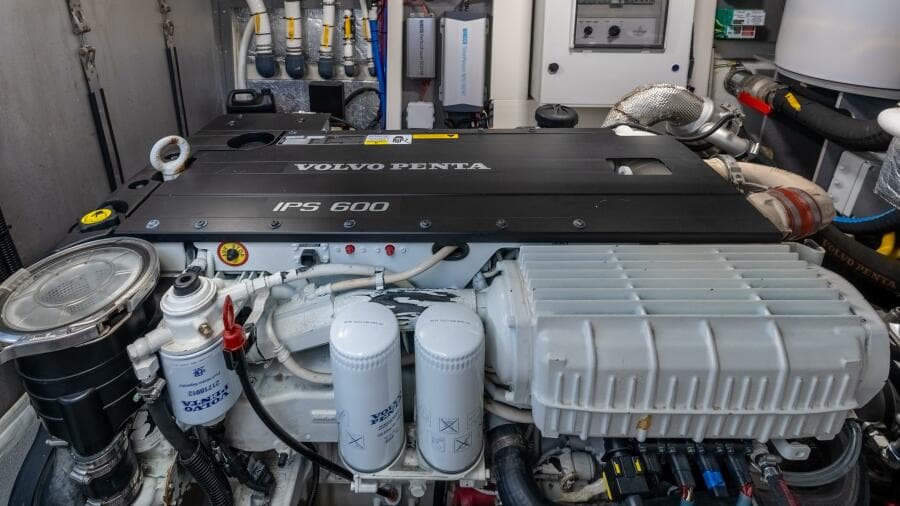 2017 Absolute 50 Fly