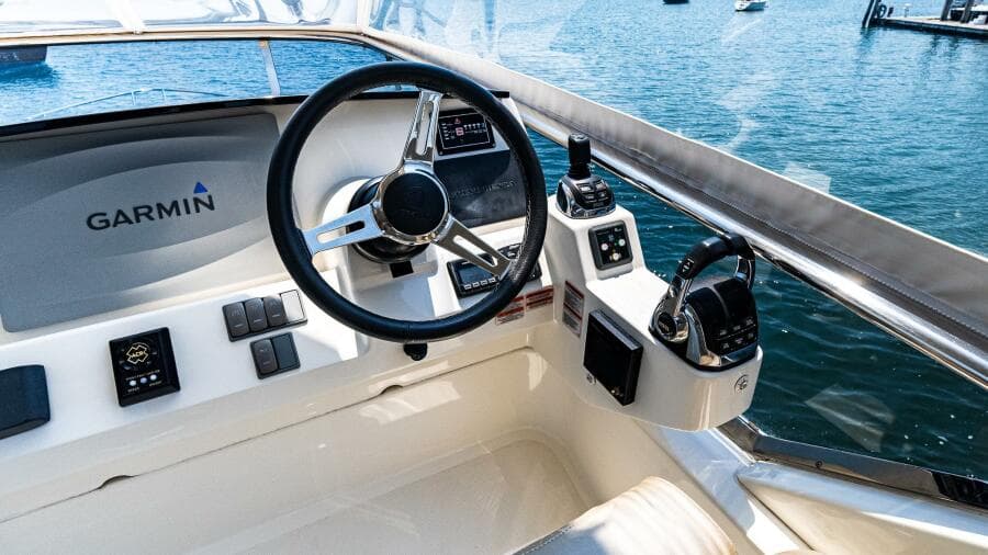 2017 Absolute 50 Fly