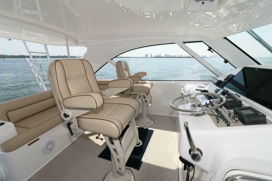 2015 Hatteras Express Sportfish