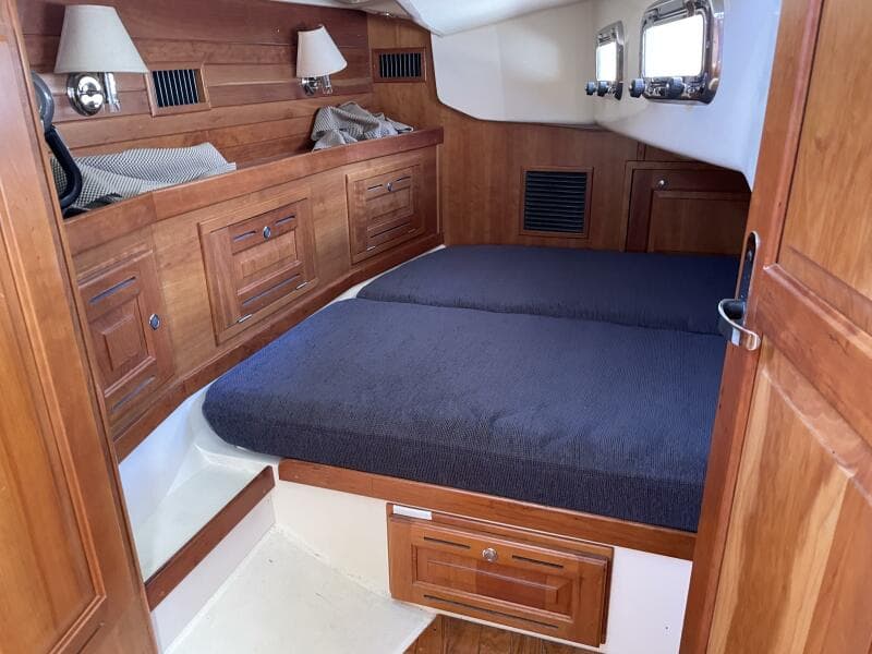 2009 Tartan 4300