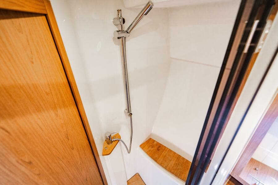 2016 Beneteau Gran Turismo 49