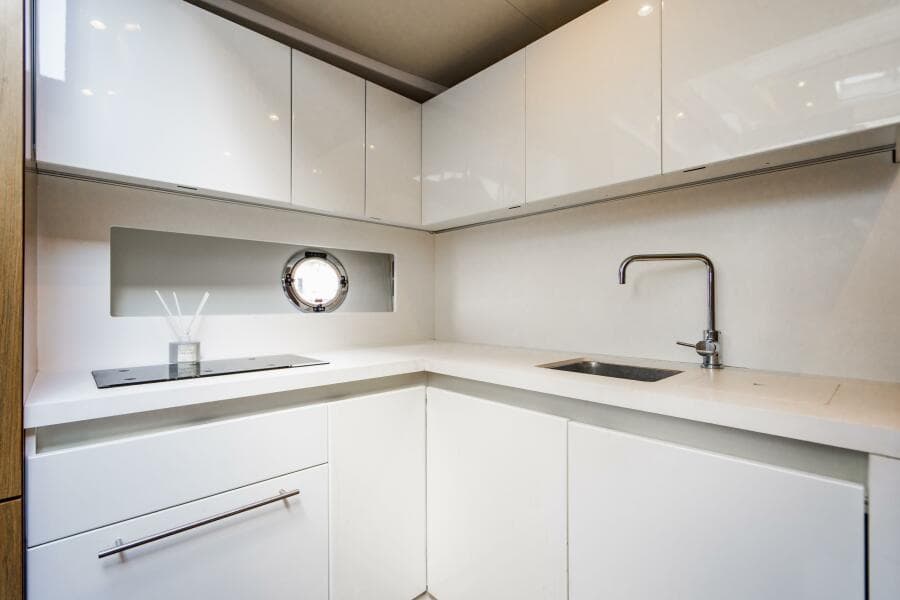 2016 Beneteau Gran Turismo 49