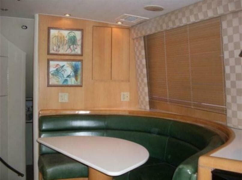 1998 Caterpillar Sportfish