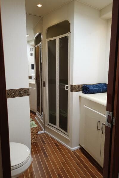 1999 Viking Motoryacht