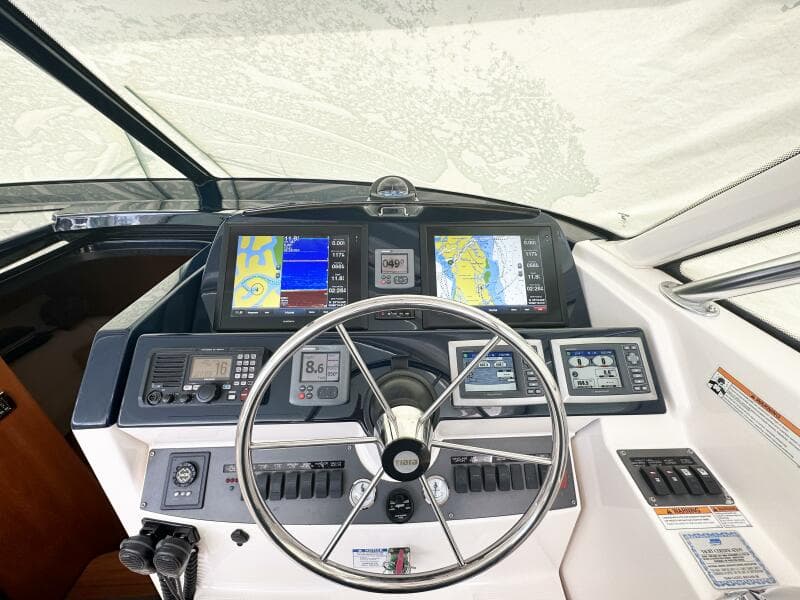 2011 Tiara Yachts 4300 Open