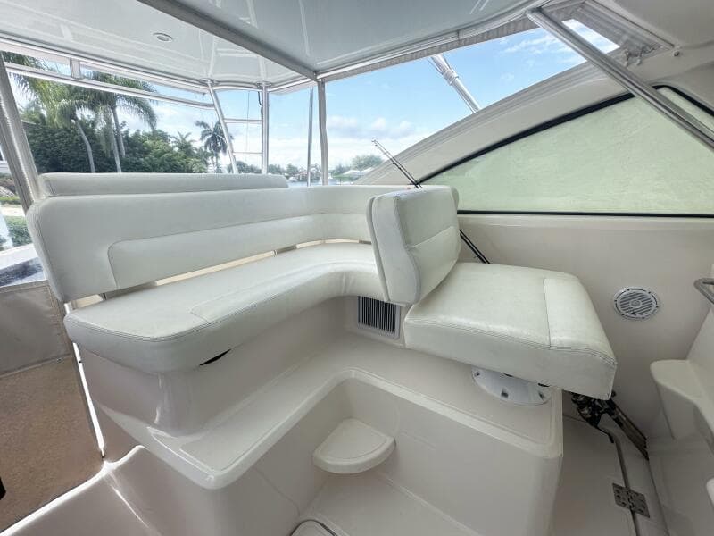2011 Tiara Yachts 4300 Open