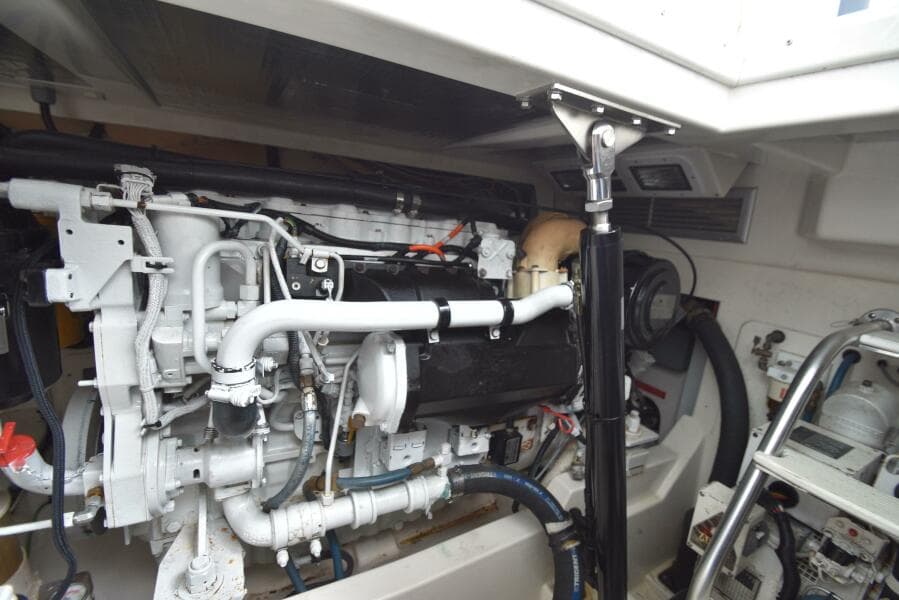 2001 Cabo 35 Express