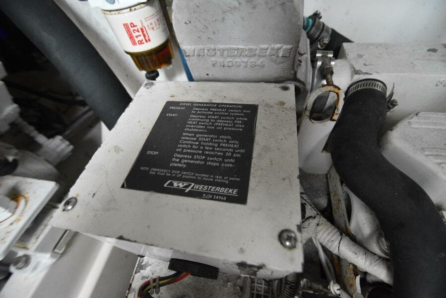 2001 Cabo 35 Express