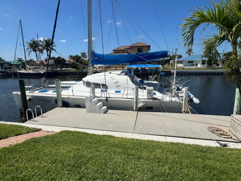 2002 Lagoon 410