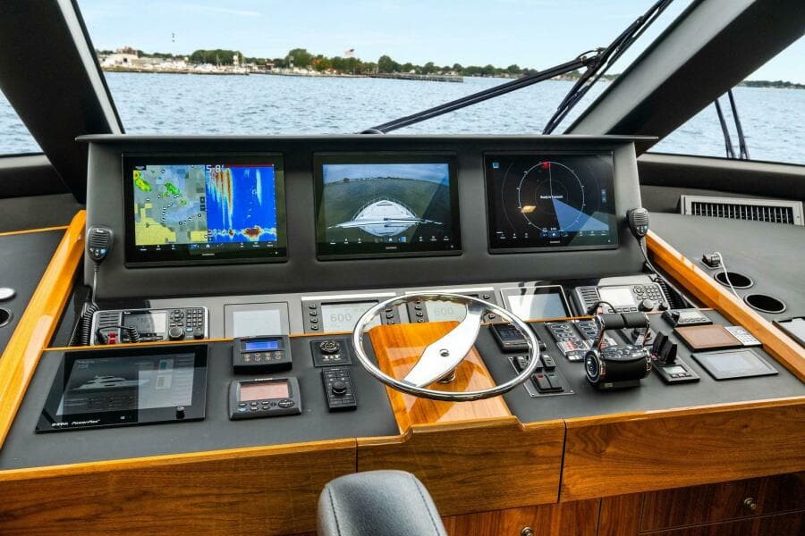 2022 Viking 75 Motor Yacht