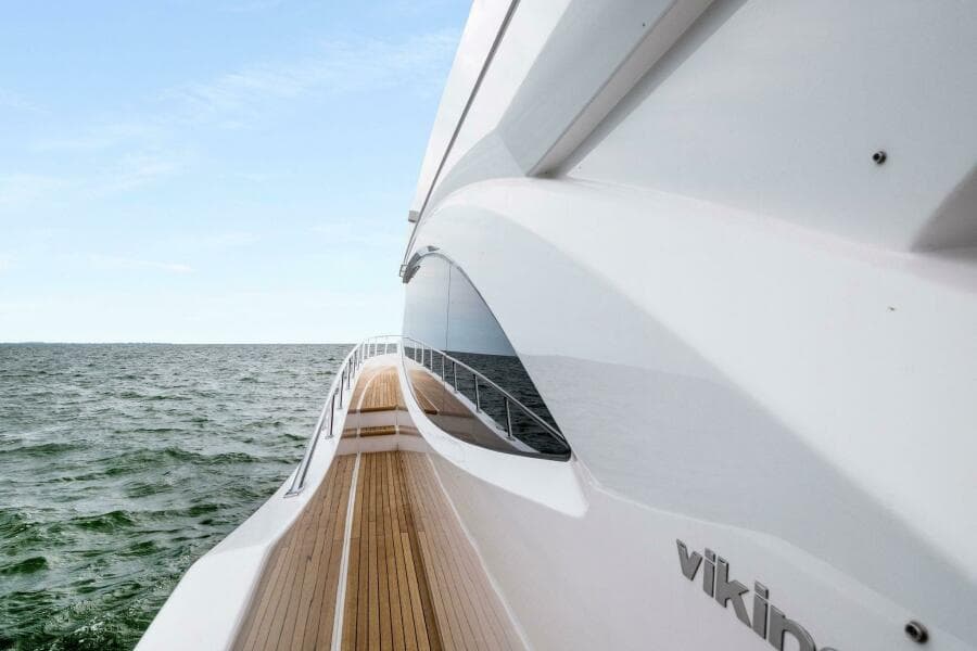 2022 Viking 75 Motor Yacht