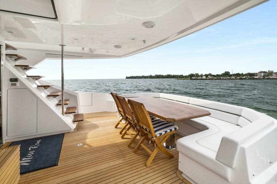 2022 Viking 75 Motor Yacht