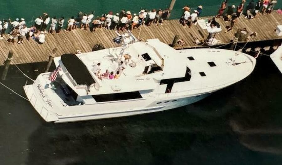 1990 Motor Yacht 70 Brata