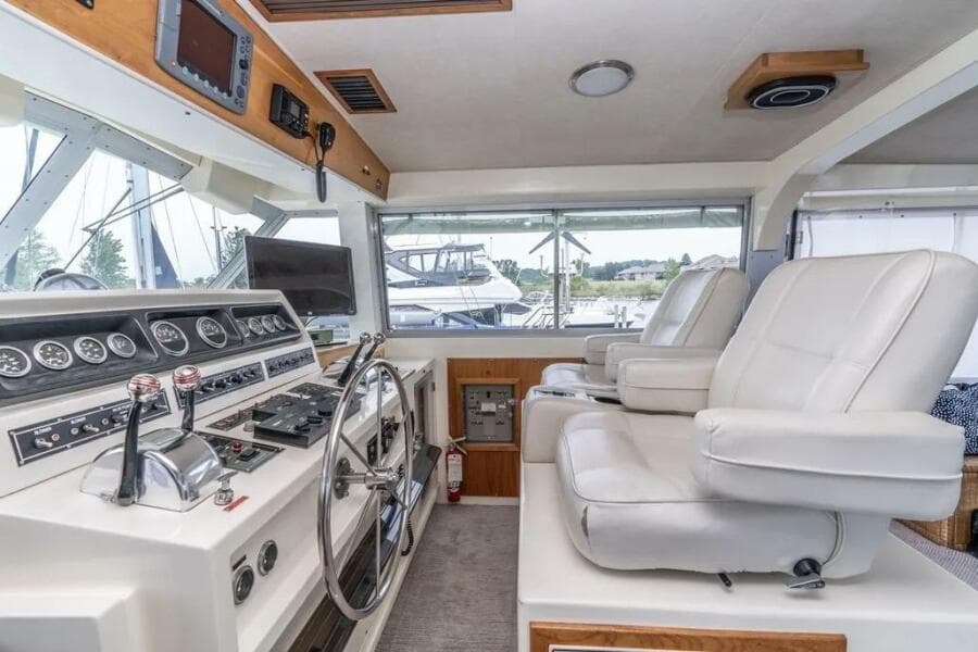 1986 Bertram 58 Flybridge Motor Yacht