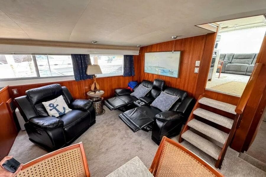 1986 Bertram 58 Flybridge Motor Yacht